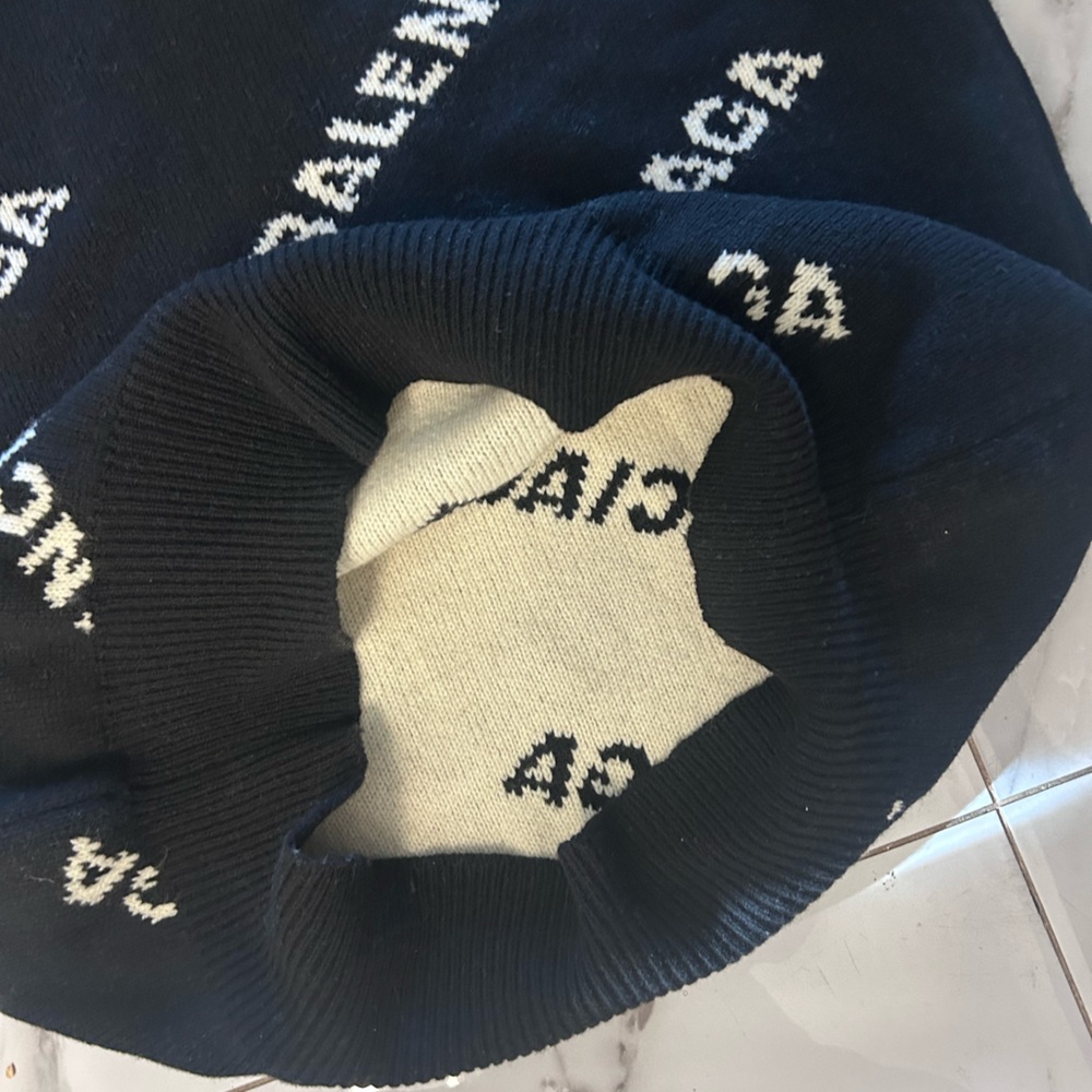 Balenciaga Black Knit Zip-Up Logo Sweater - Picture 5 of 10